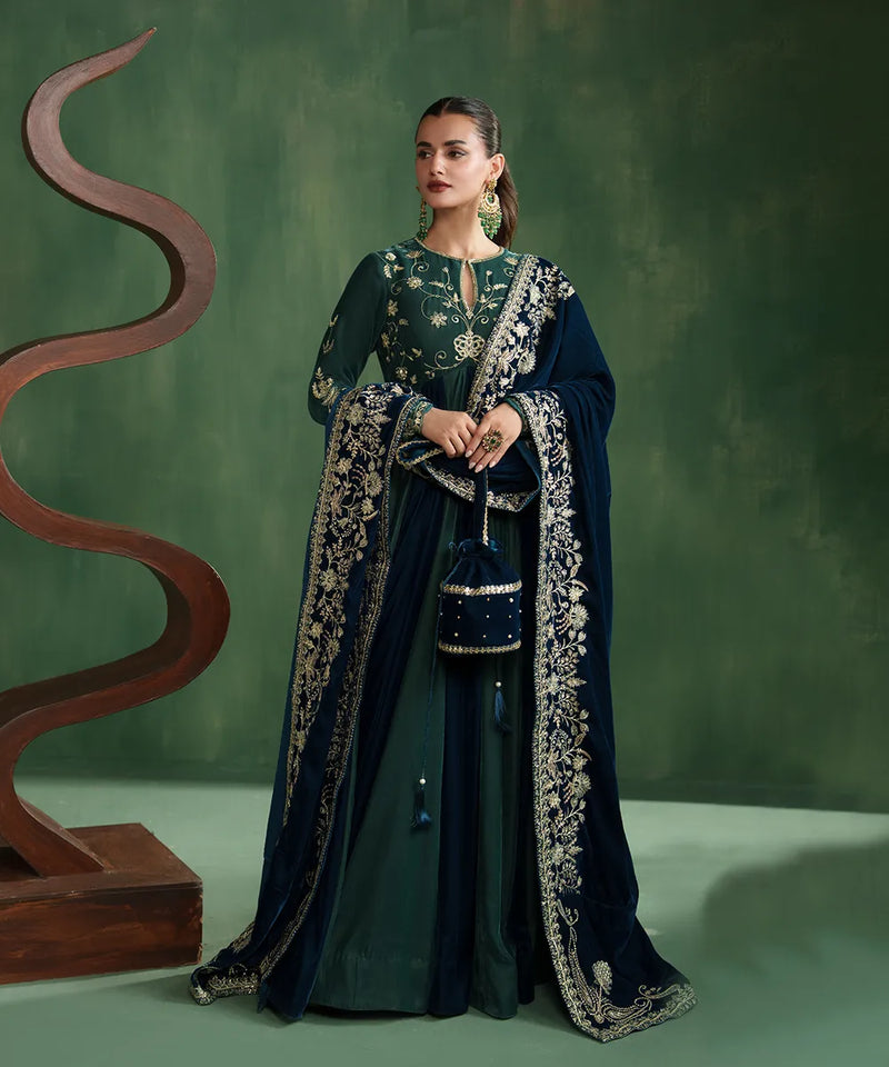 Shaab - Velvet Shawl