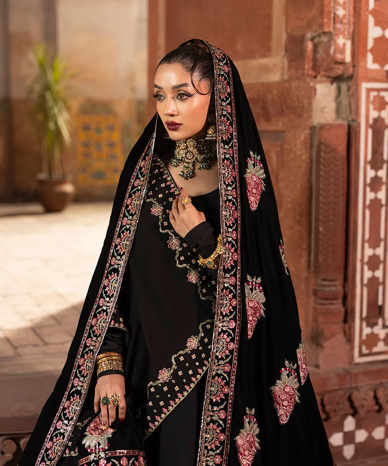 Kala Gulab Pishwas