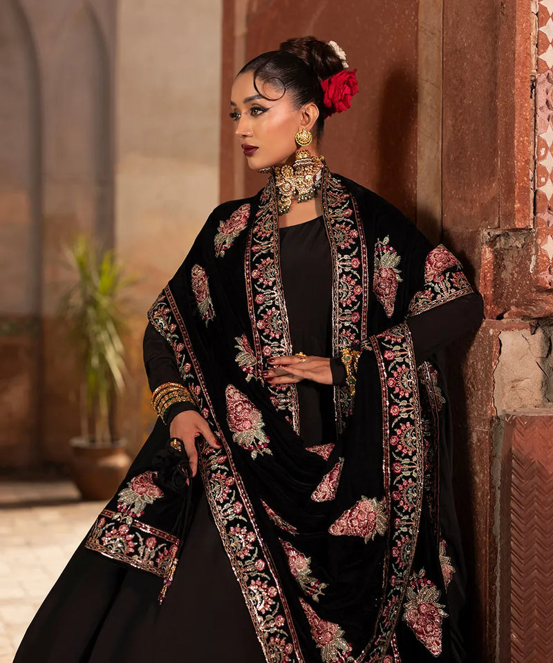Kala Gulab Pishwas